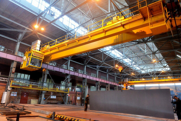 Как подтвердить российское происхождение комплектующих для мостовых кранов: ключевые требования Минпромторга