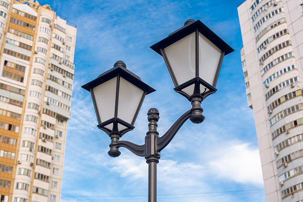 Как правильно расшифровать код КТРУ 27.40.25.123 для светильников наружного освещения и избежать ошибок при регистрации в Минпромторге