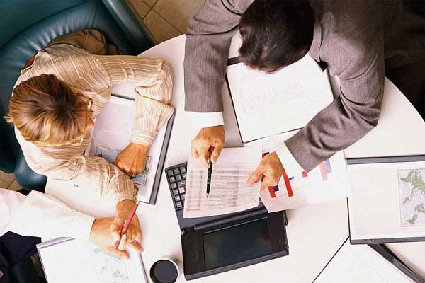 Полное сопровождение или подписка: выбираем оптимальный путь для вступления в реестр Минпромторга