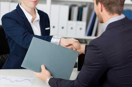 Как быстро включить продукцию в реестр Минпромторга с гарантией: 5 критериев выбора специалистов