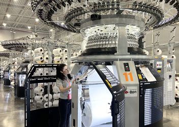 От займа ФРП к отечественному производству: как в Подмосковье запустили фабрику трикотажных полотен